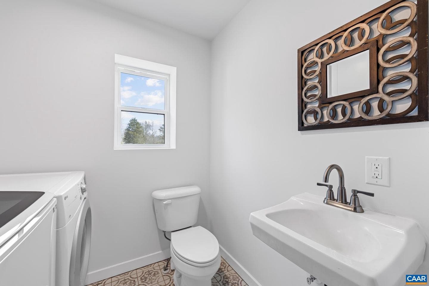 2733 Cedar Lane Rd photo 25