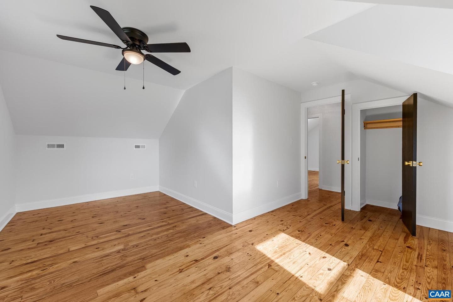 2733 Cedar Lane Rd photo 32