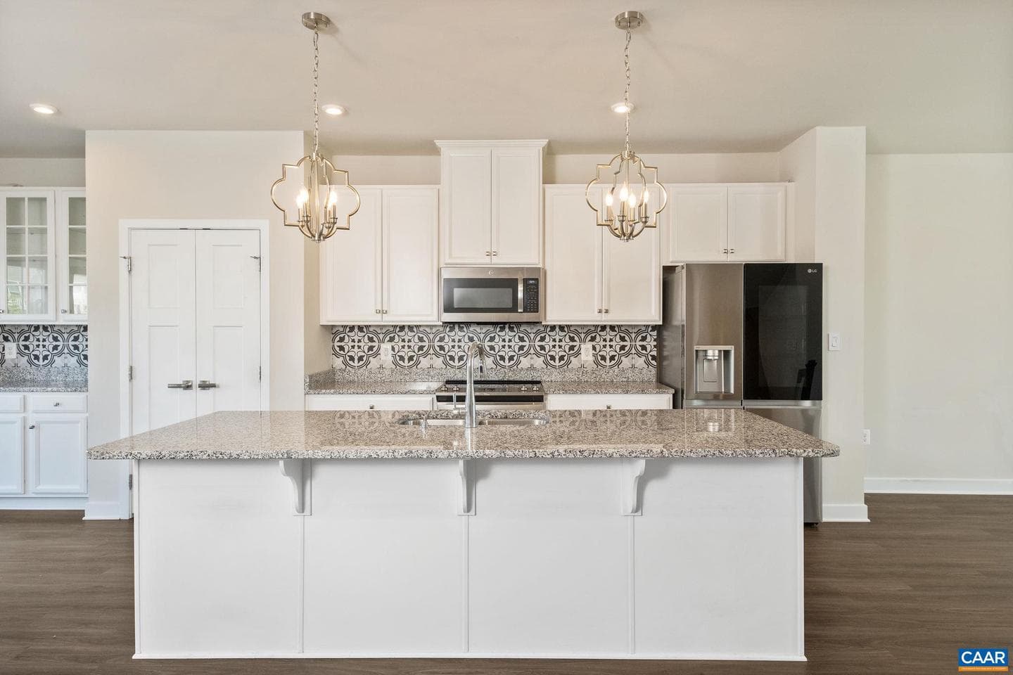 3721 Sedgewick Ln photo 13