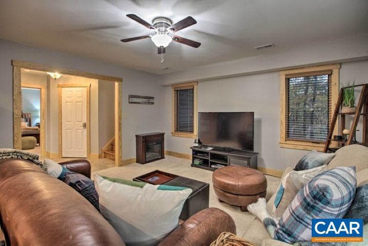 280 Fawn Ridge Dr photo 14