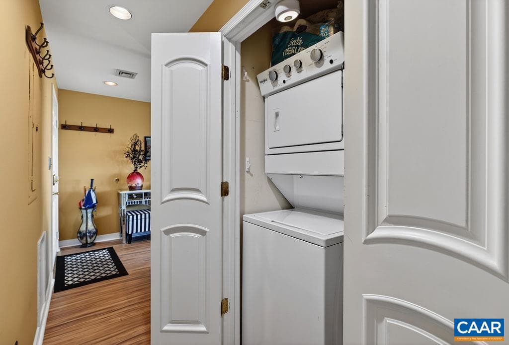 1707 High Ridge Condos photo 27