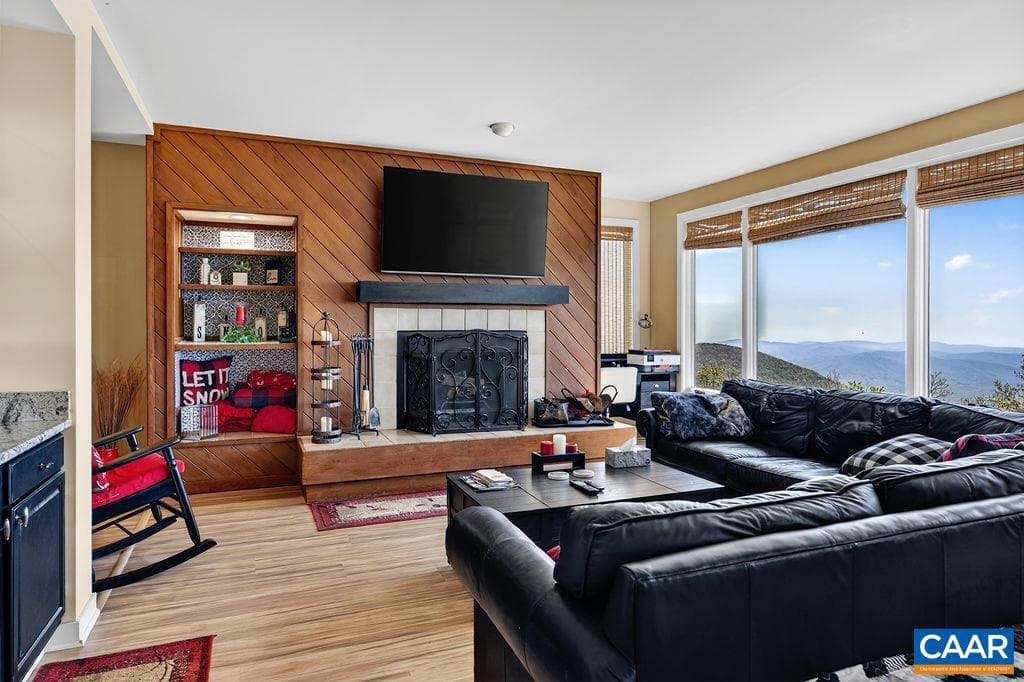 1707 High Ridge Condos photo 5