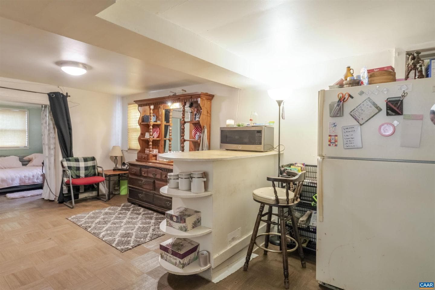 908 Rockland Ave photo 29