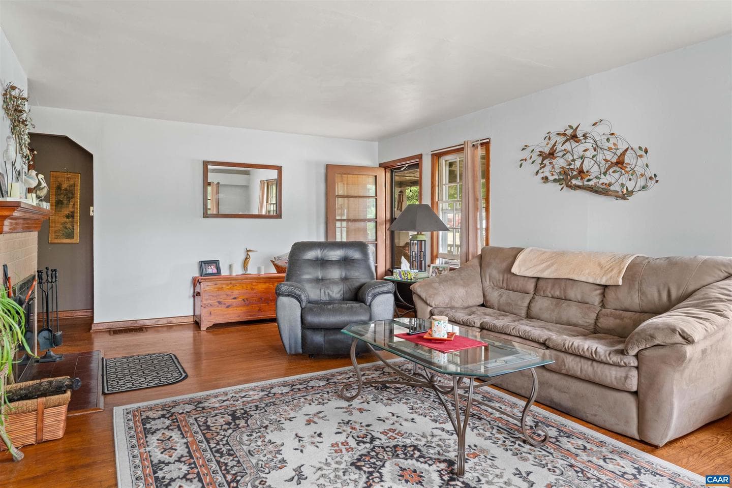 908 Rockland Ave photo 7
