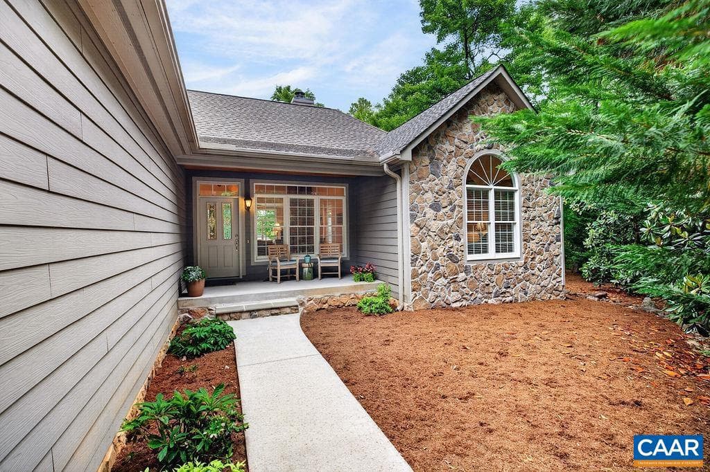 267 Cedar Glen Close photo 11