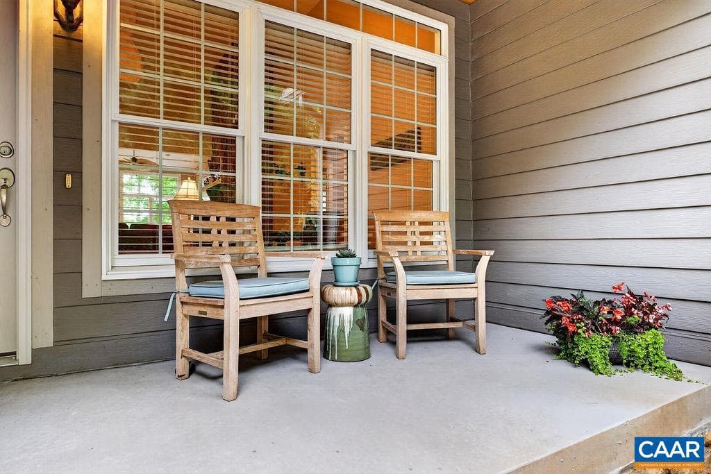 267 Cedar Glen Close photo 12