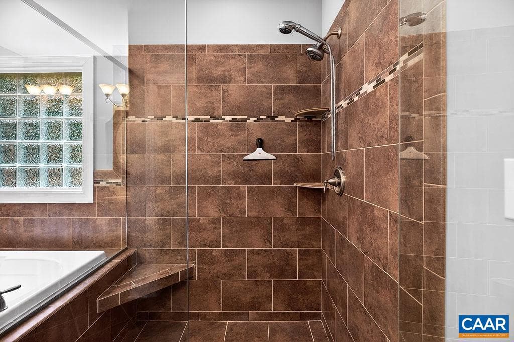267 Cedar Glen Close photo 44