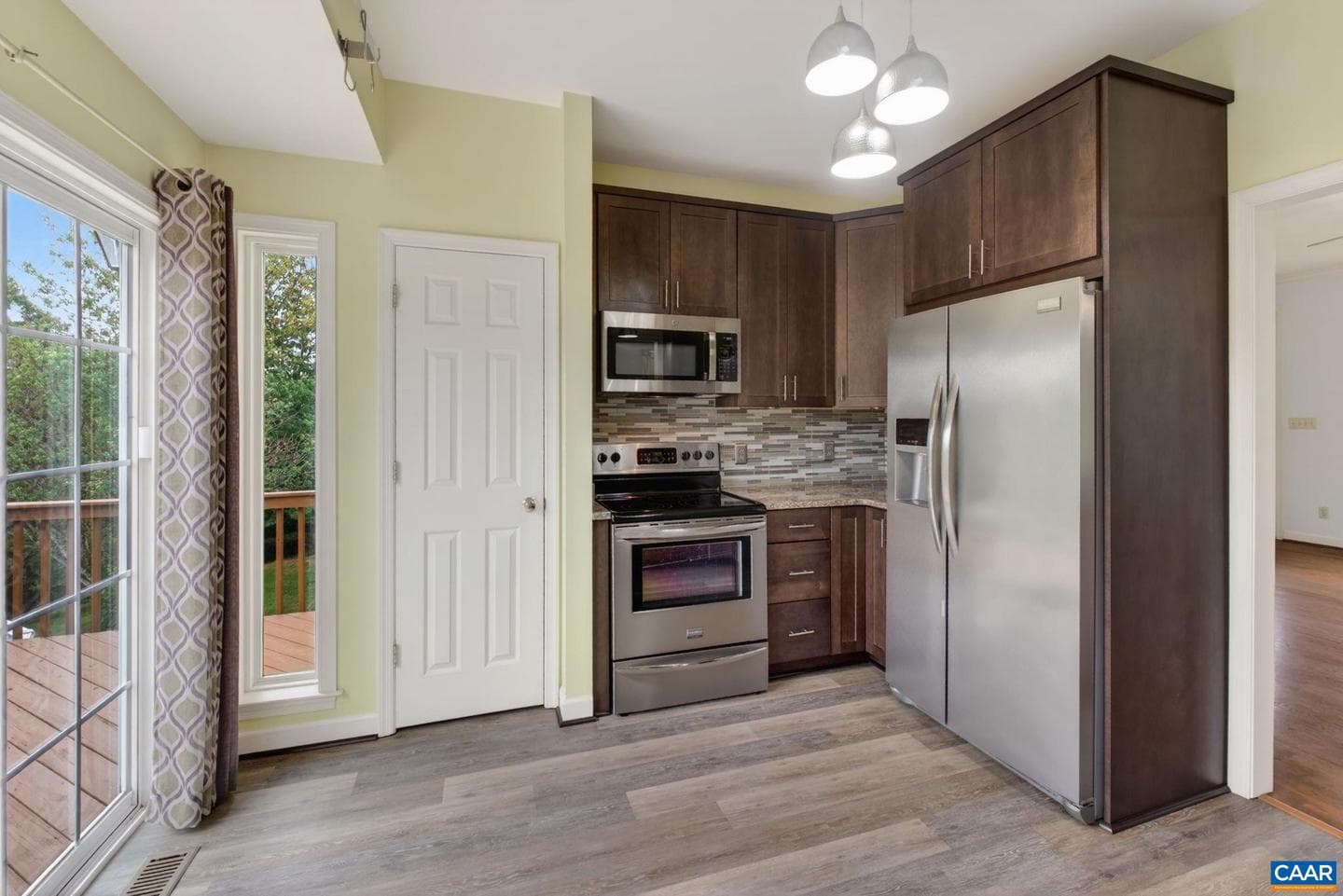 1760 Meadowview Ln photo 13
