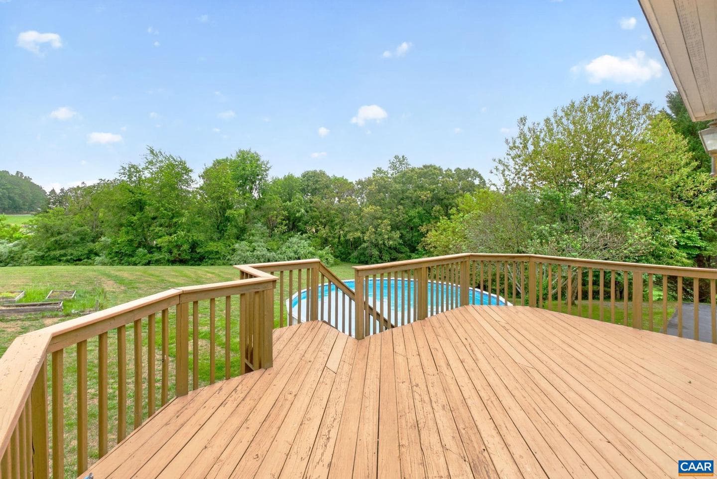 1760 Meadowview Ln photo 18
