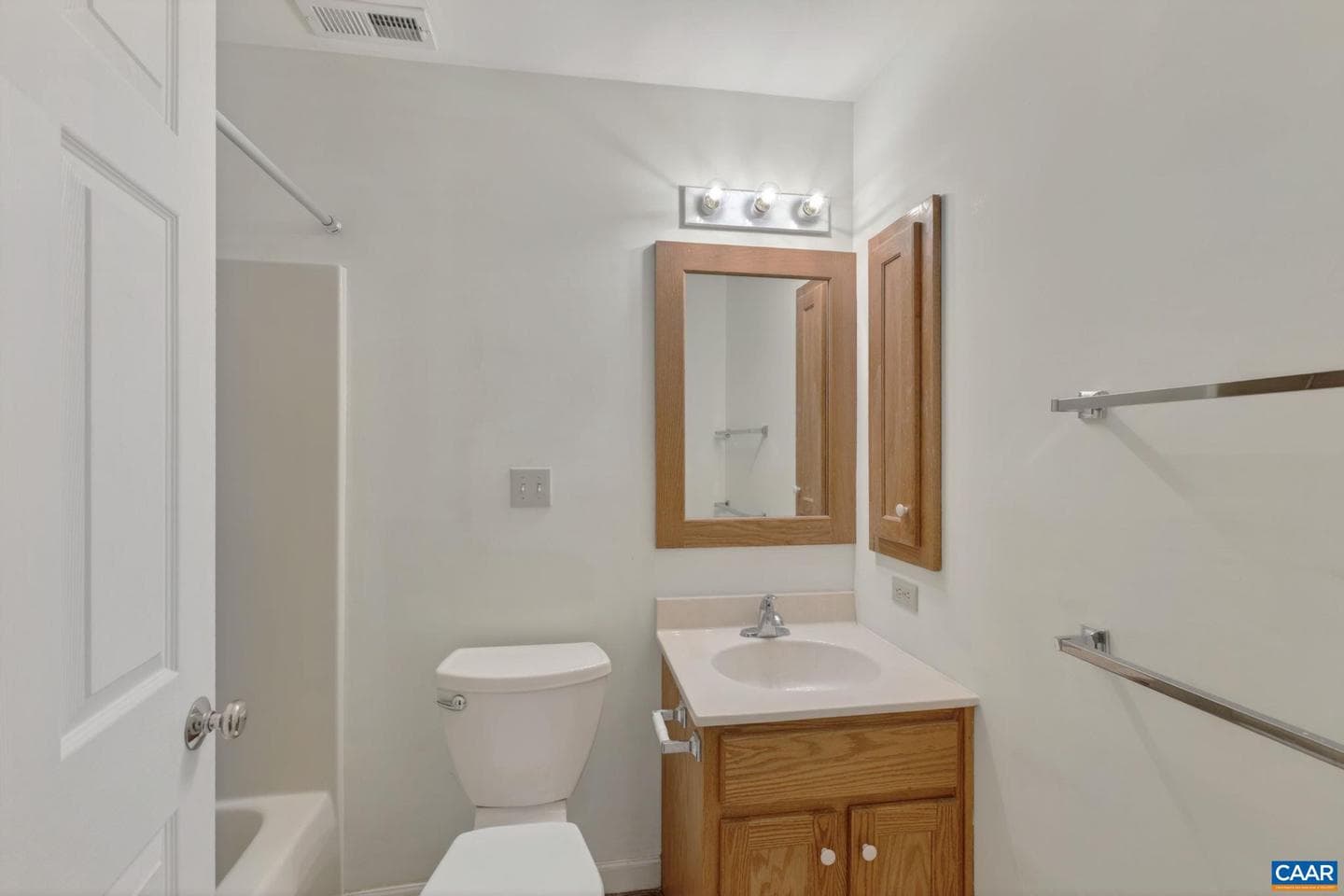 1760 Meadowview Ln photo 35
