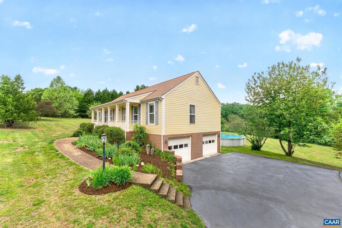 1760 Meadowview Ln photo 45