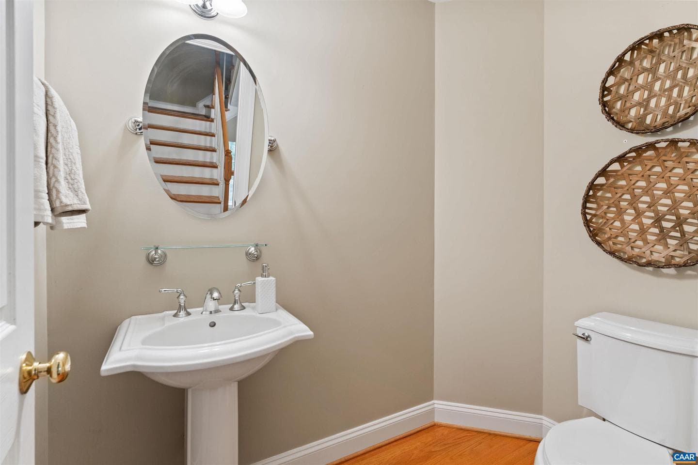 1039 Glenwood Station Ln photo 17