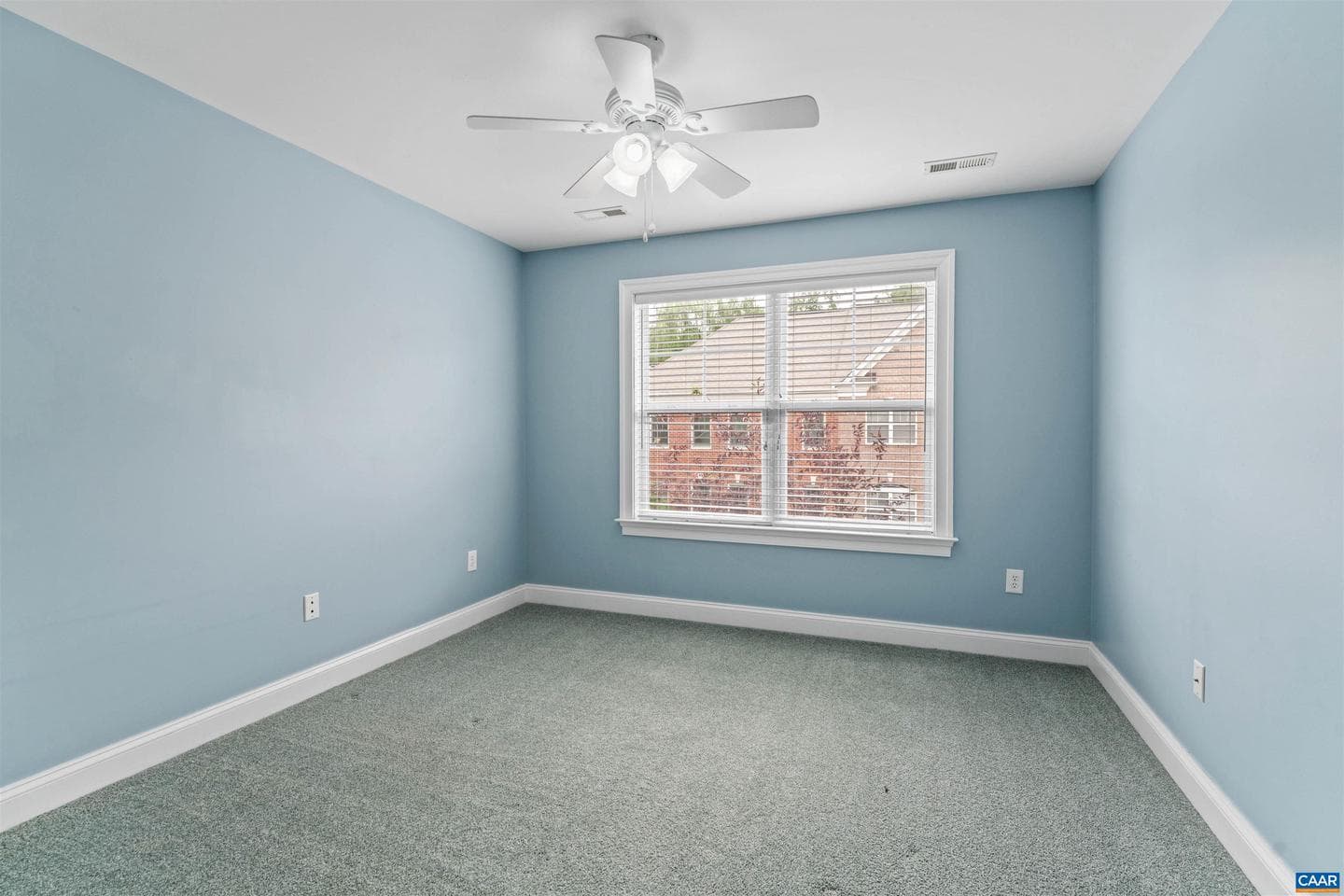 1039 Glenwood Station Ln photo 18