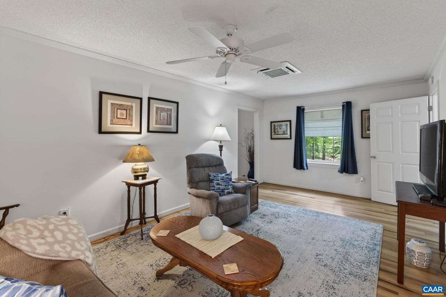 3288 Wooded Acres Ln photo 16