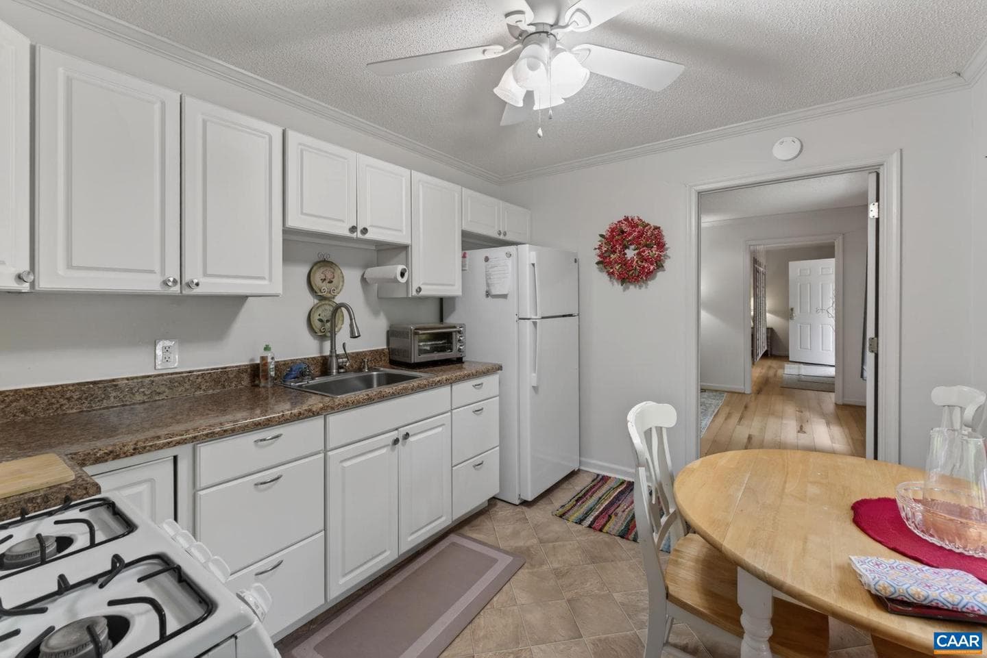 3288 Wooded Acres Ln photo 20
