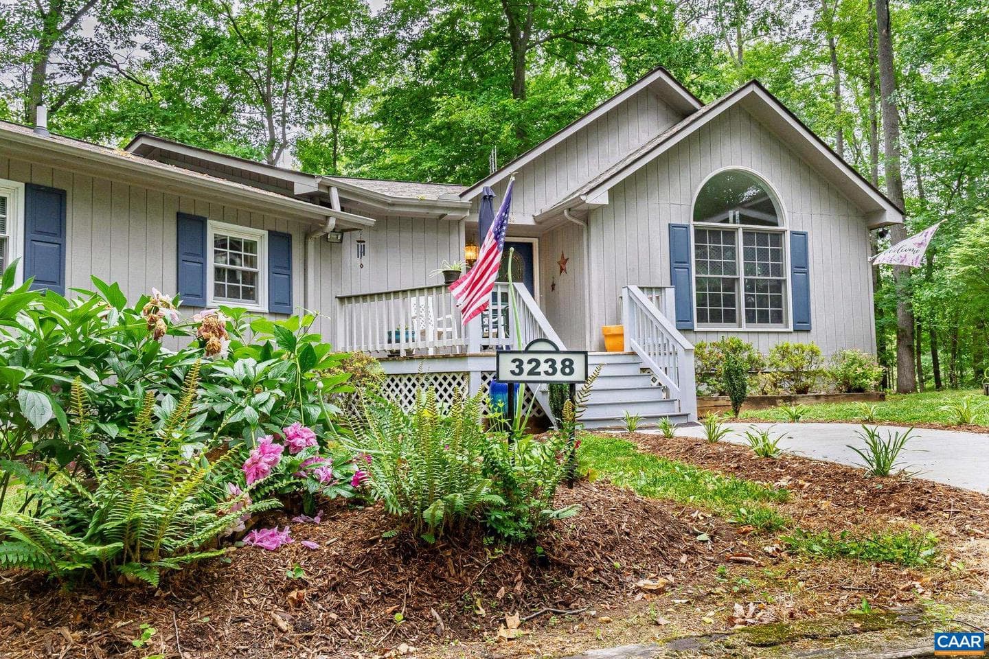 3288 Wooded Acres Ln photo 3