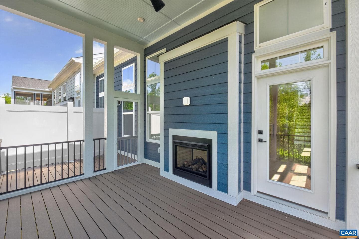 1382 Marcella St photo 22