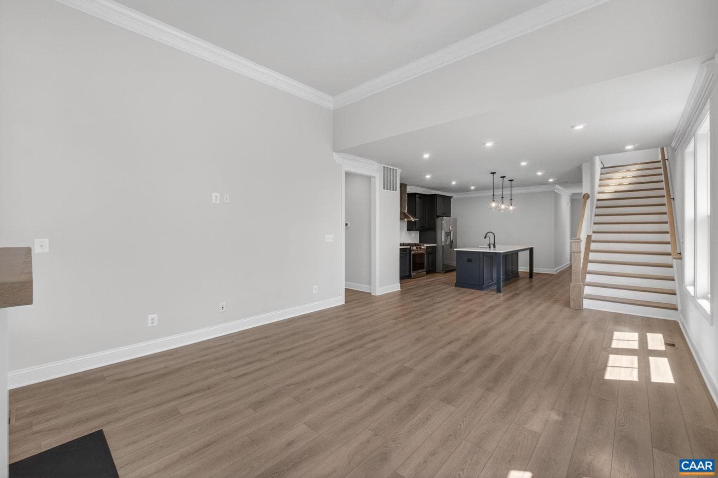 1382 Marcella St photo 25