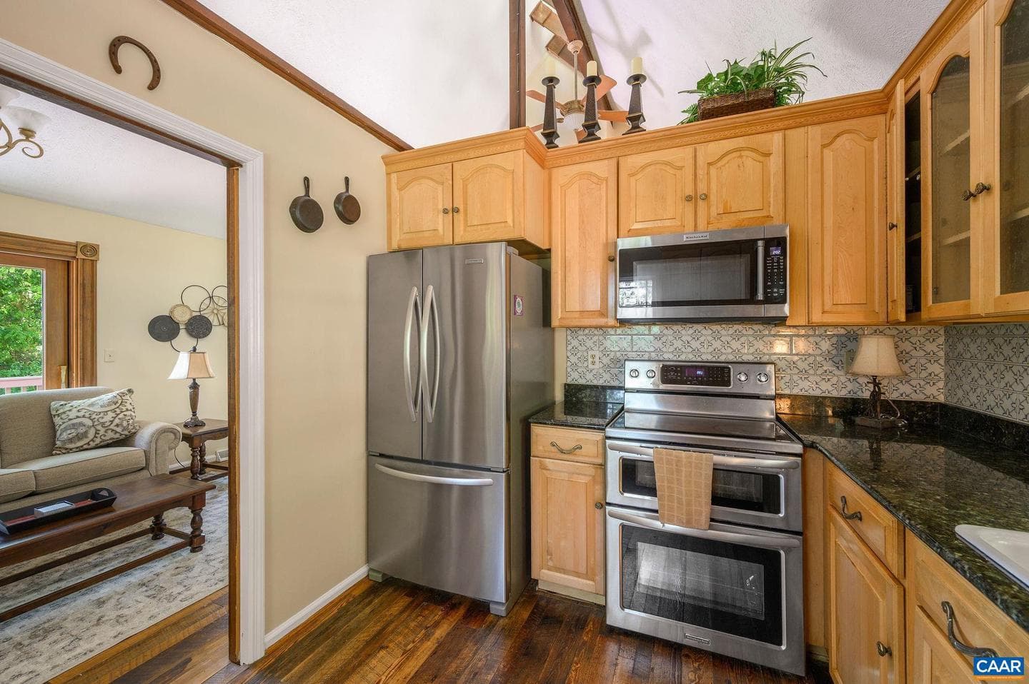394 Pasturegate Ln photo 14