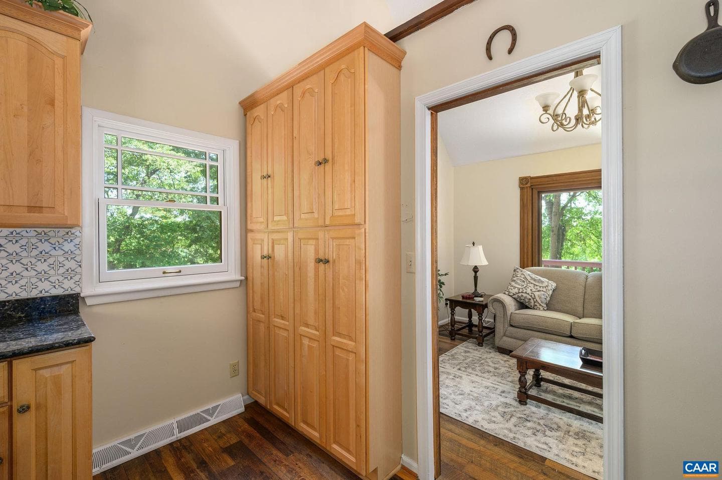 394 Pasturegate Ln photo 18