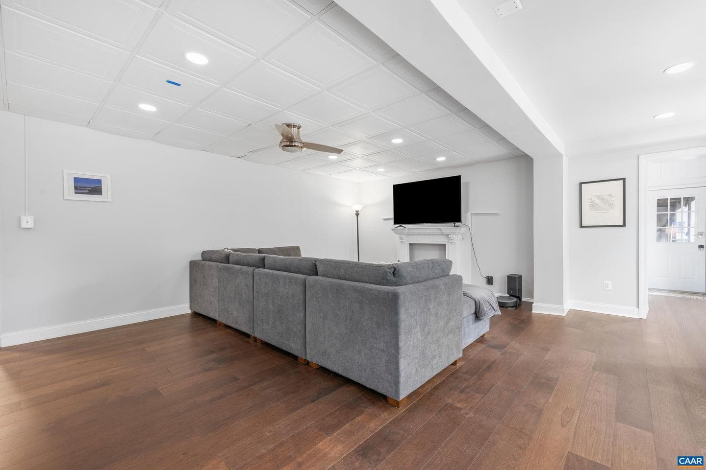 104 Buckingham Cir photo 39