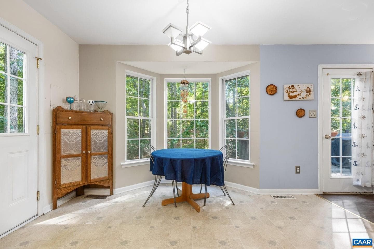 9 Morewood Pl photo 11