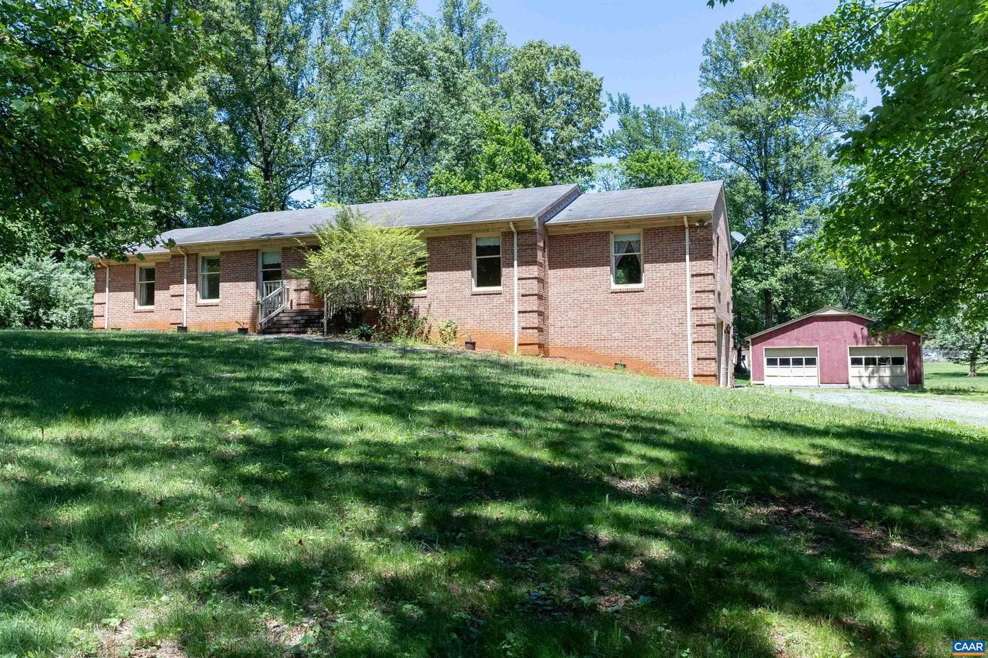570 Forrest Rd
