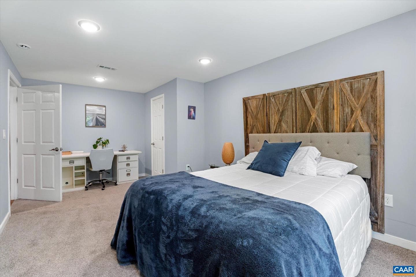 4209 Hawkins Ln photo 34