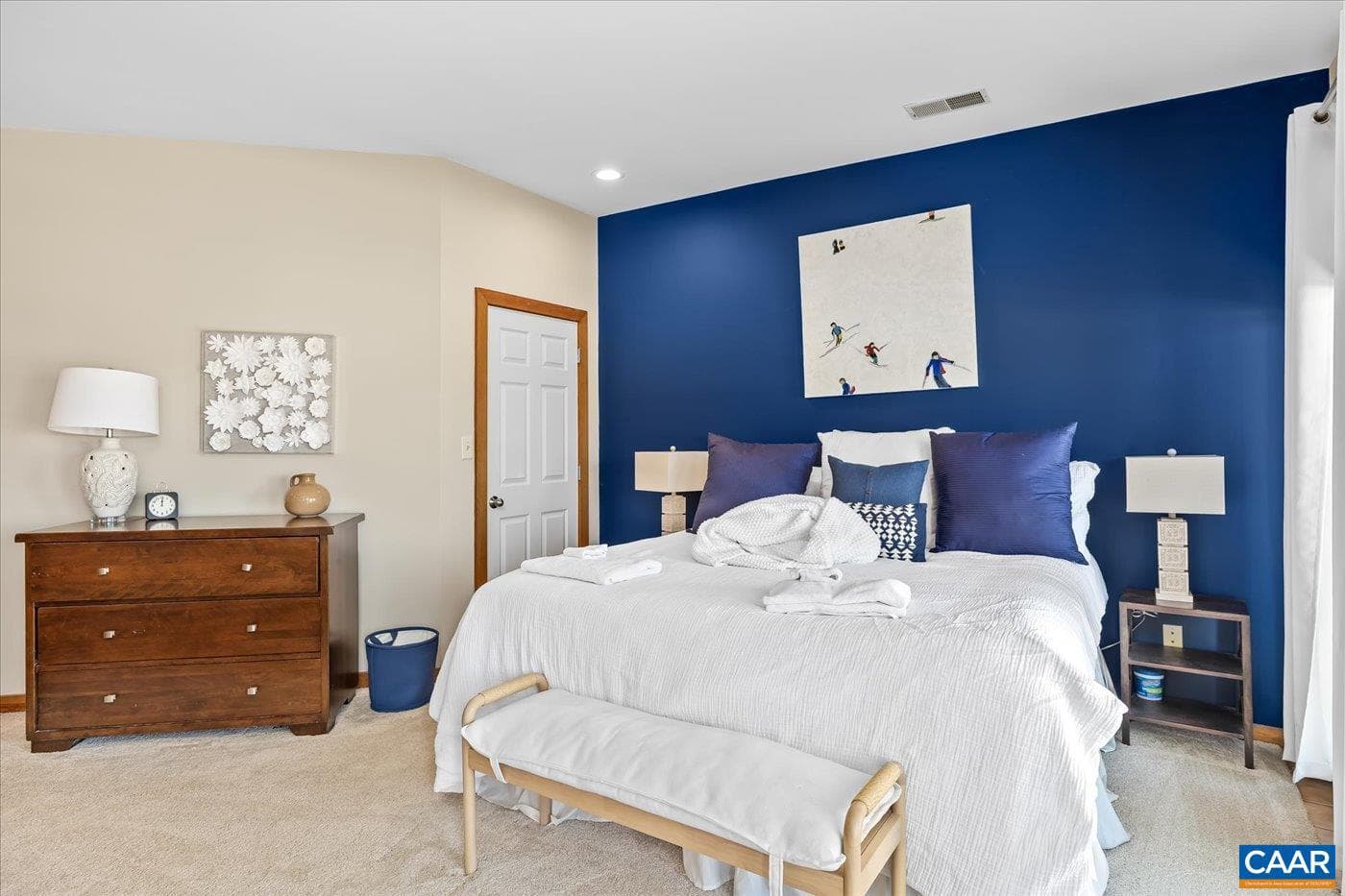 905 Diamond Hill Condos photo 15