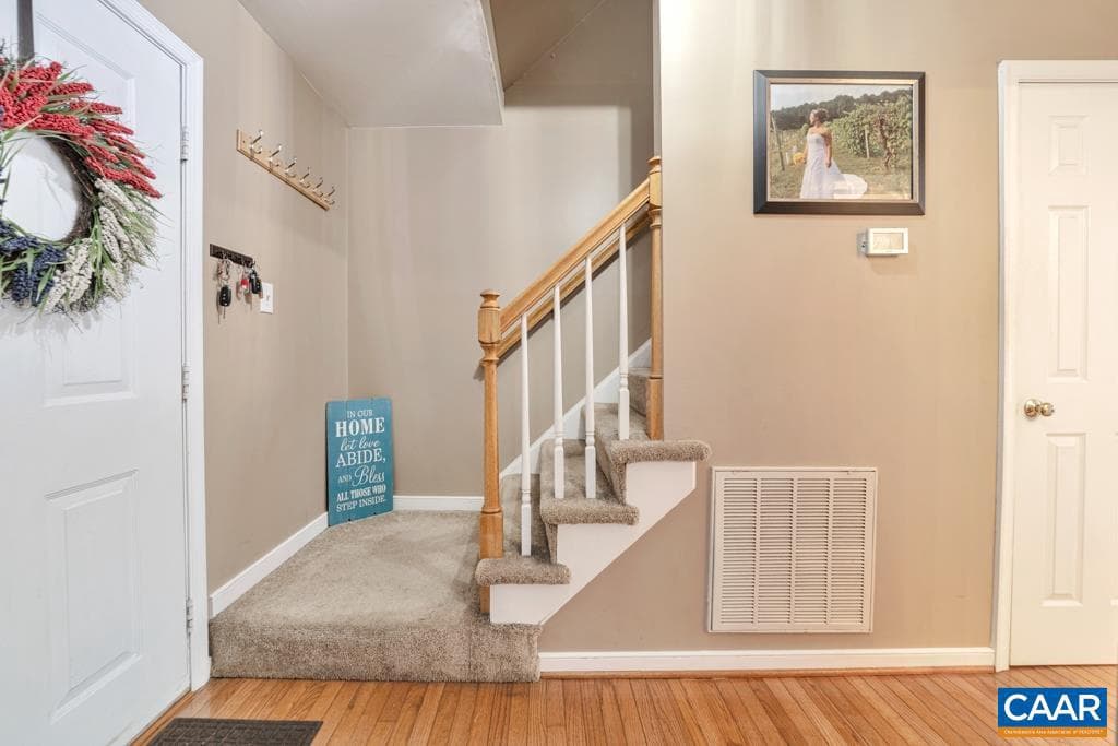 11060 Forest Trace Way photo 3
