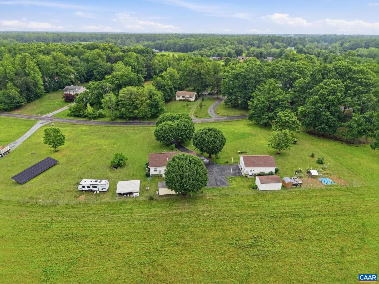 9402 Cedar Hollow Rd photo 13