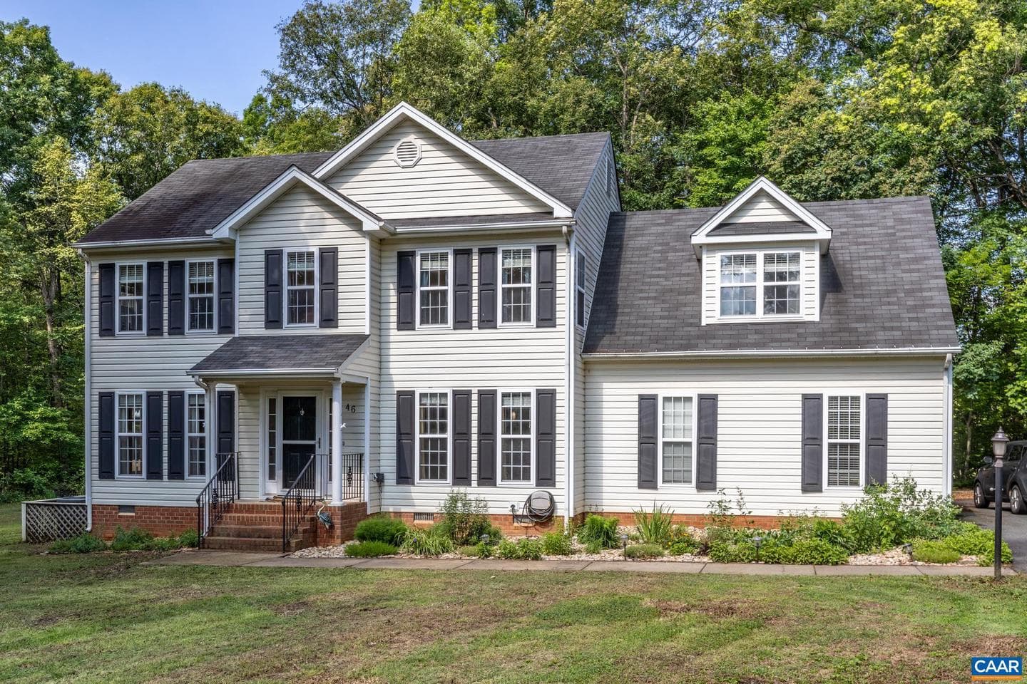 46 Rock Creek Ln, Louisa