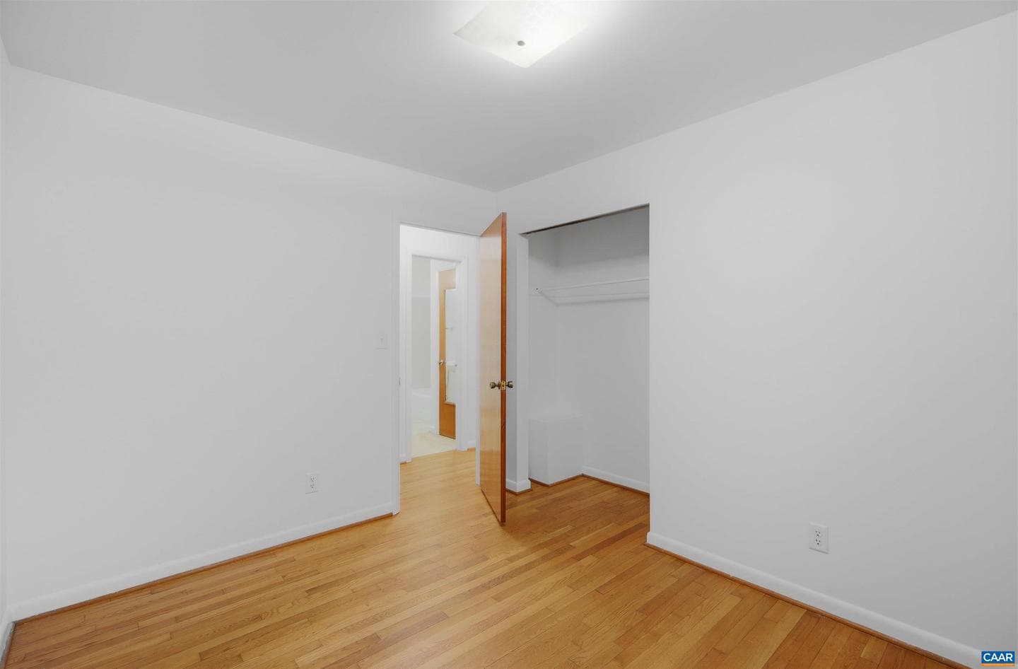 2238 Banbury St photo 16
