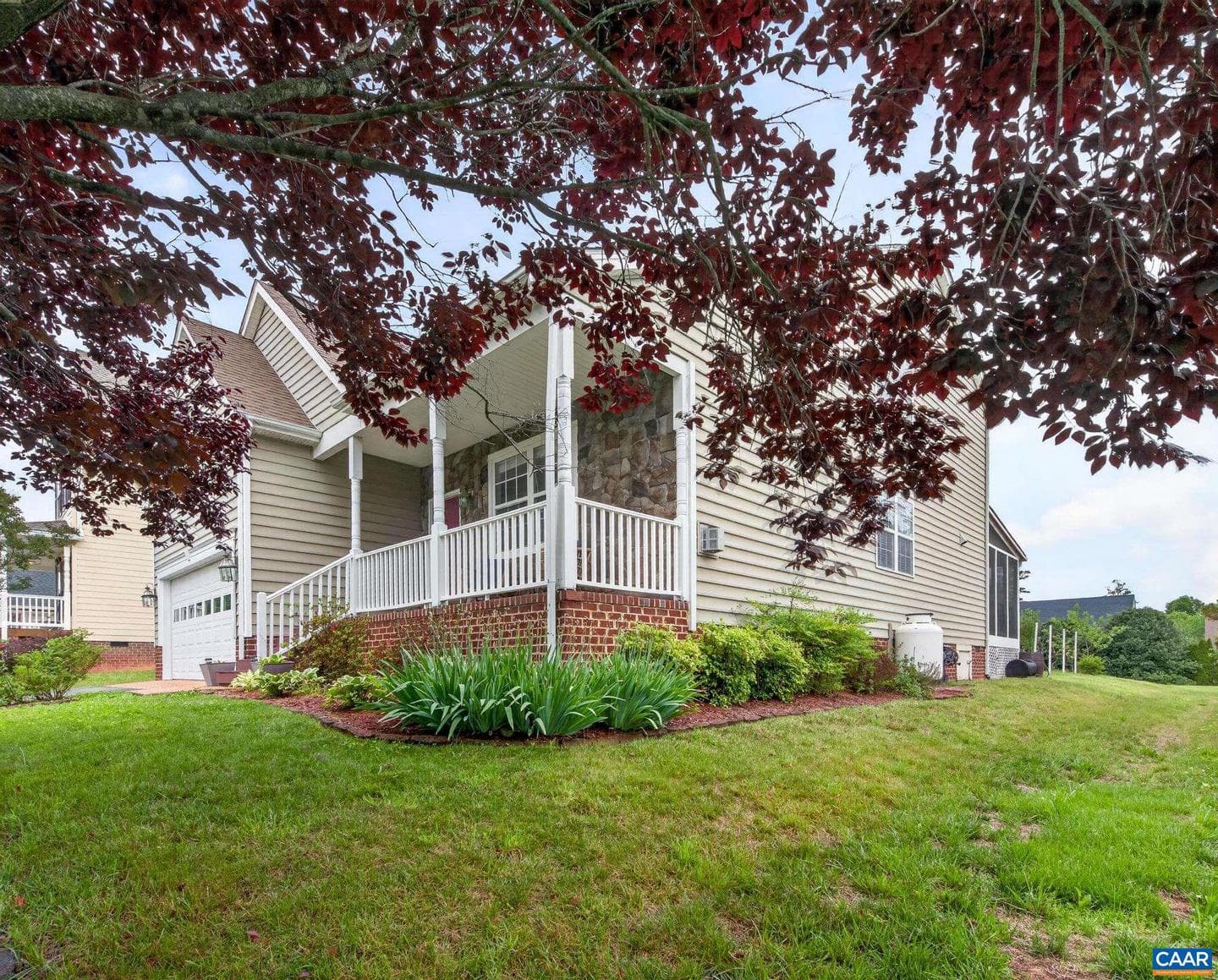 360 Bayberry Way photo 15