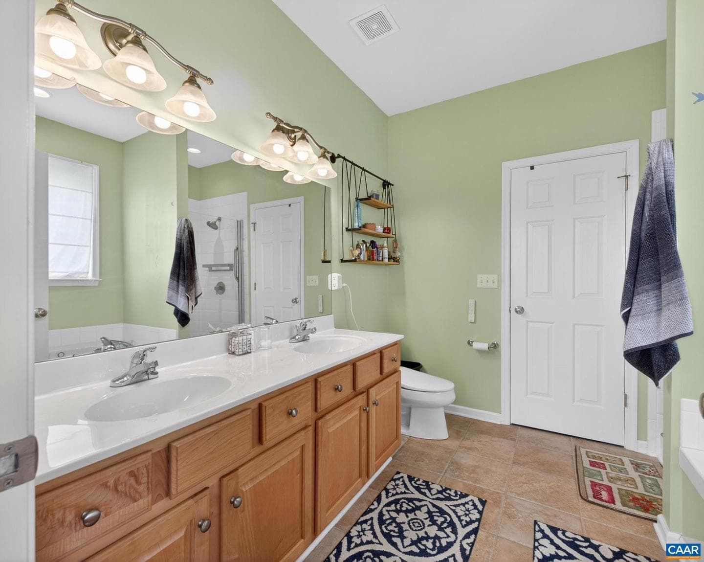360 Bayberry Way photo 6