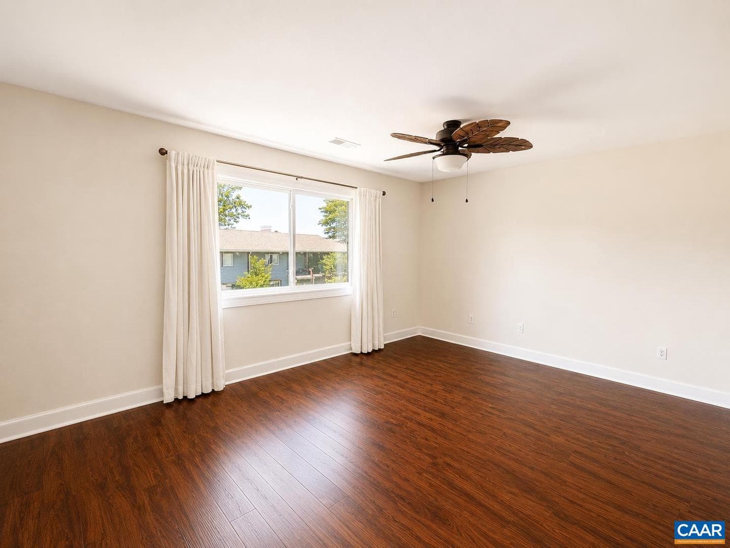 128 Harvest Dr photo 7