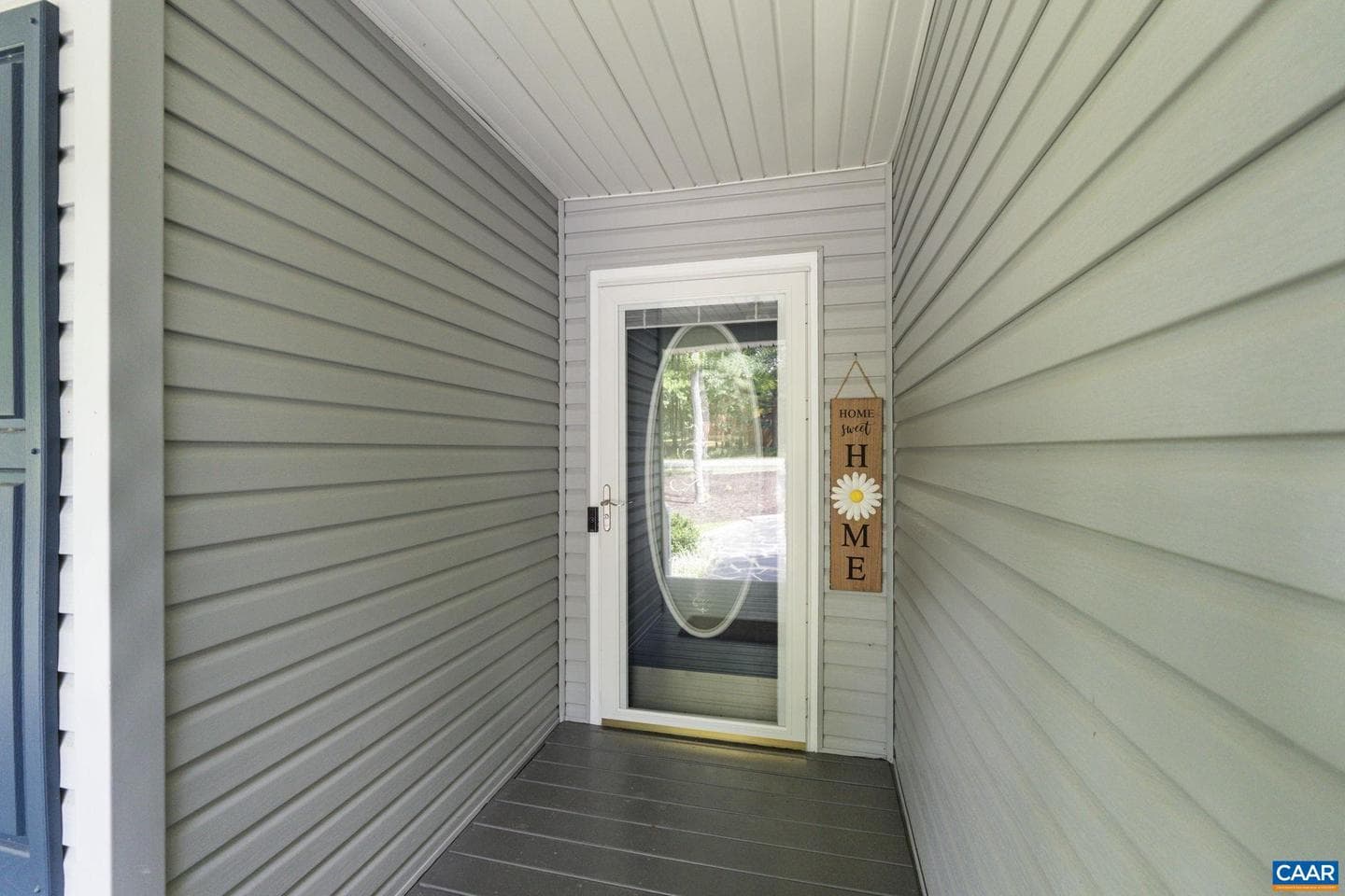 137 Jefferson Dr photo 14