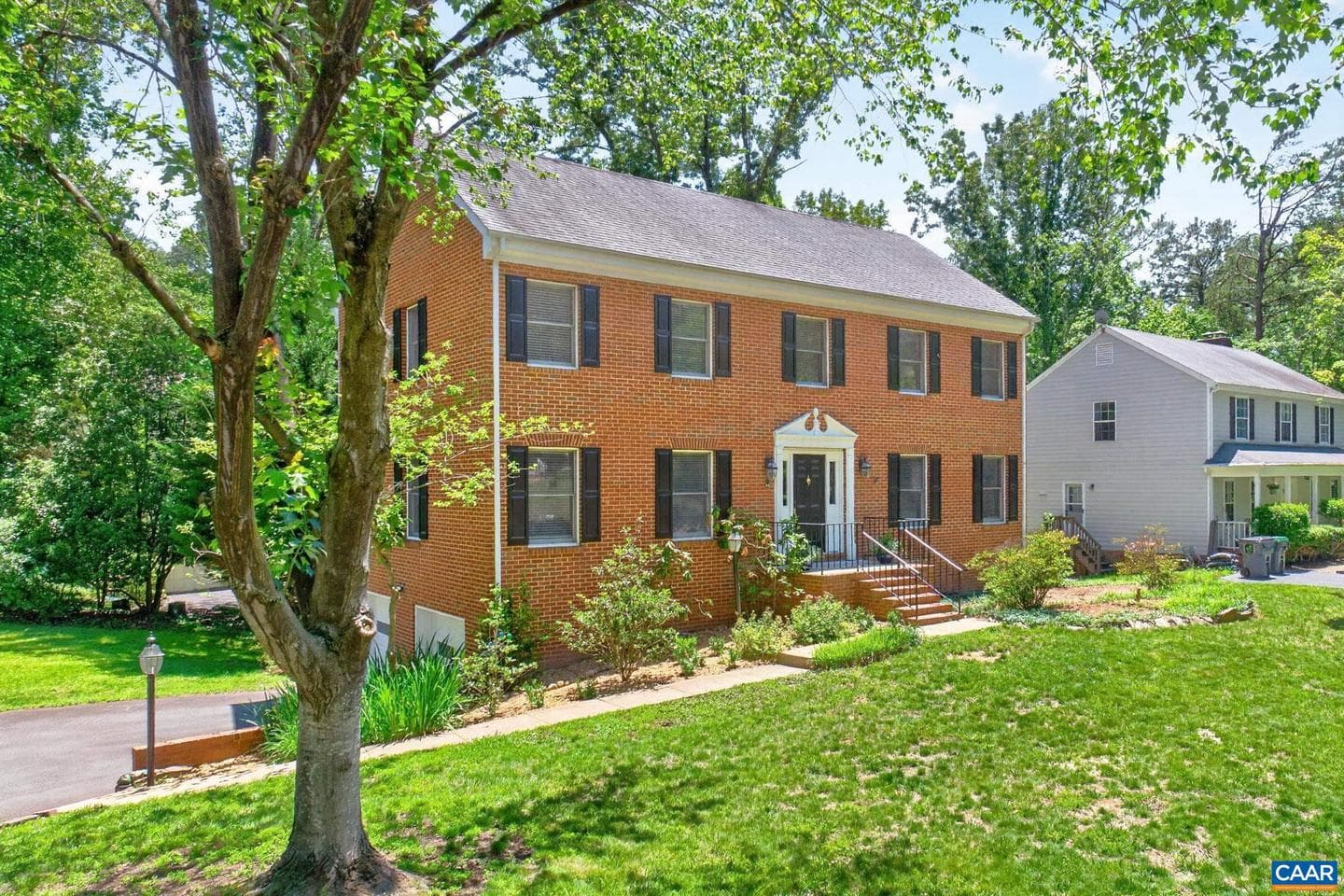 1845 Amberfield Dr photo 2
