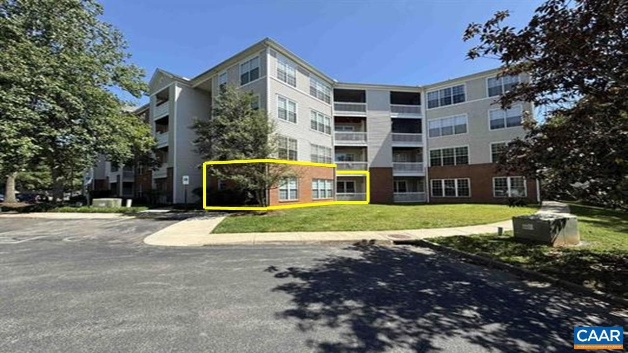 270 Riverbend Dr #1f, Charlottesville