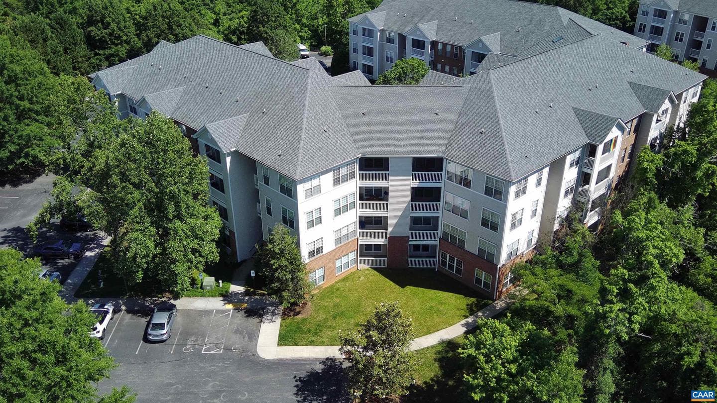 270 Riverbend Dr #1f photo 29
