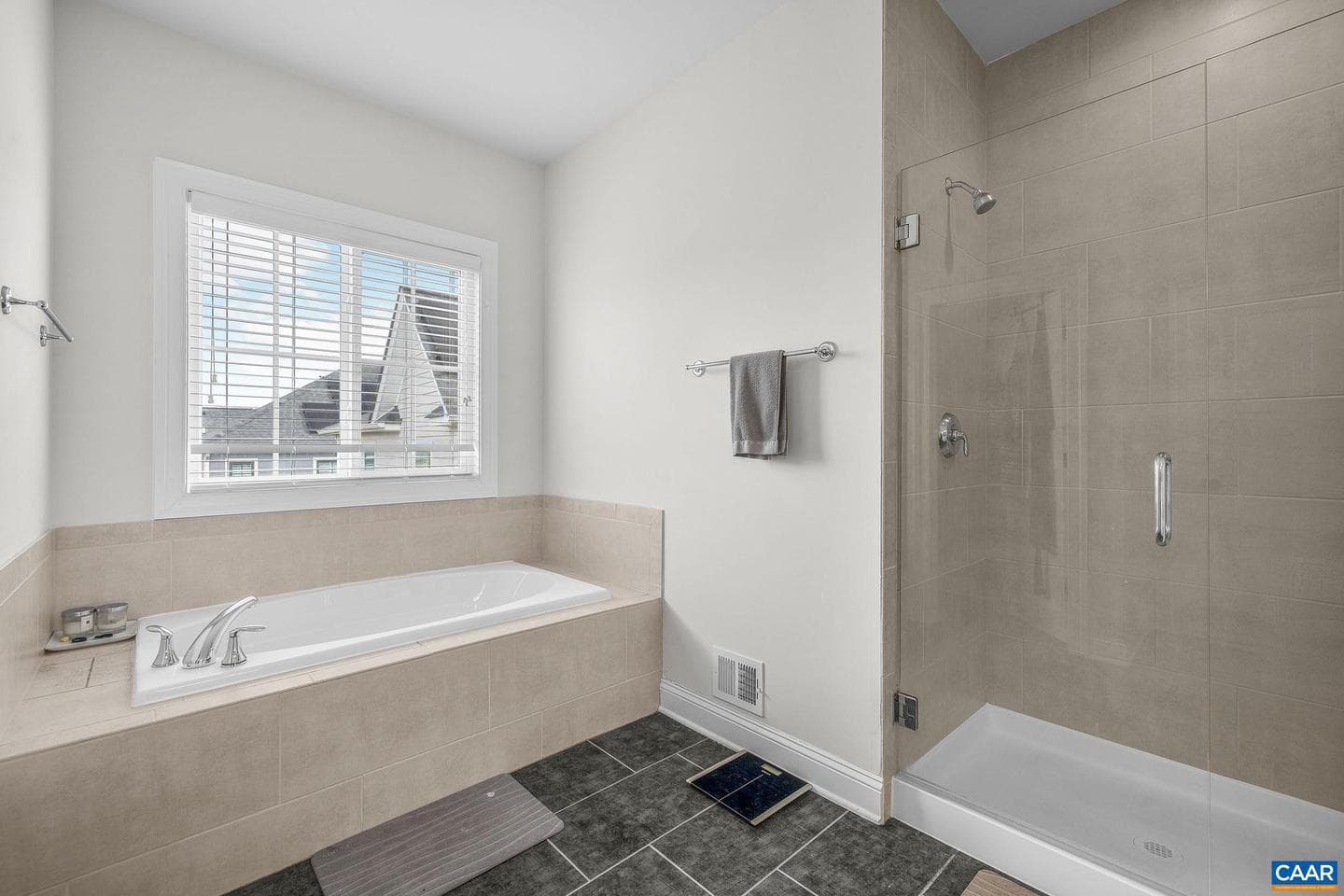 1609 Griffin Grove photo 32