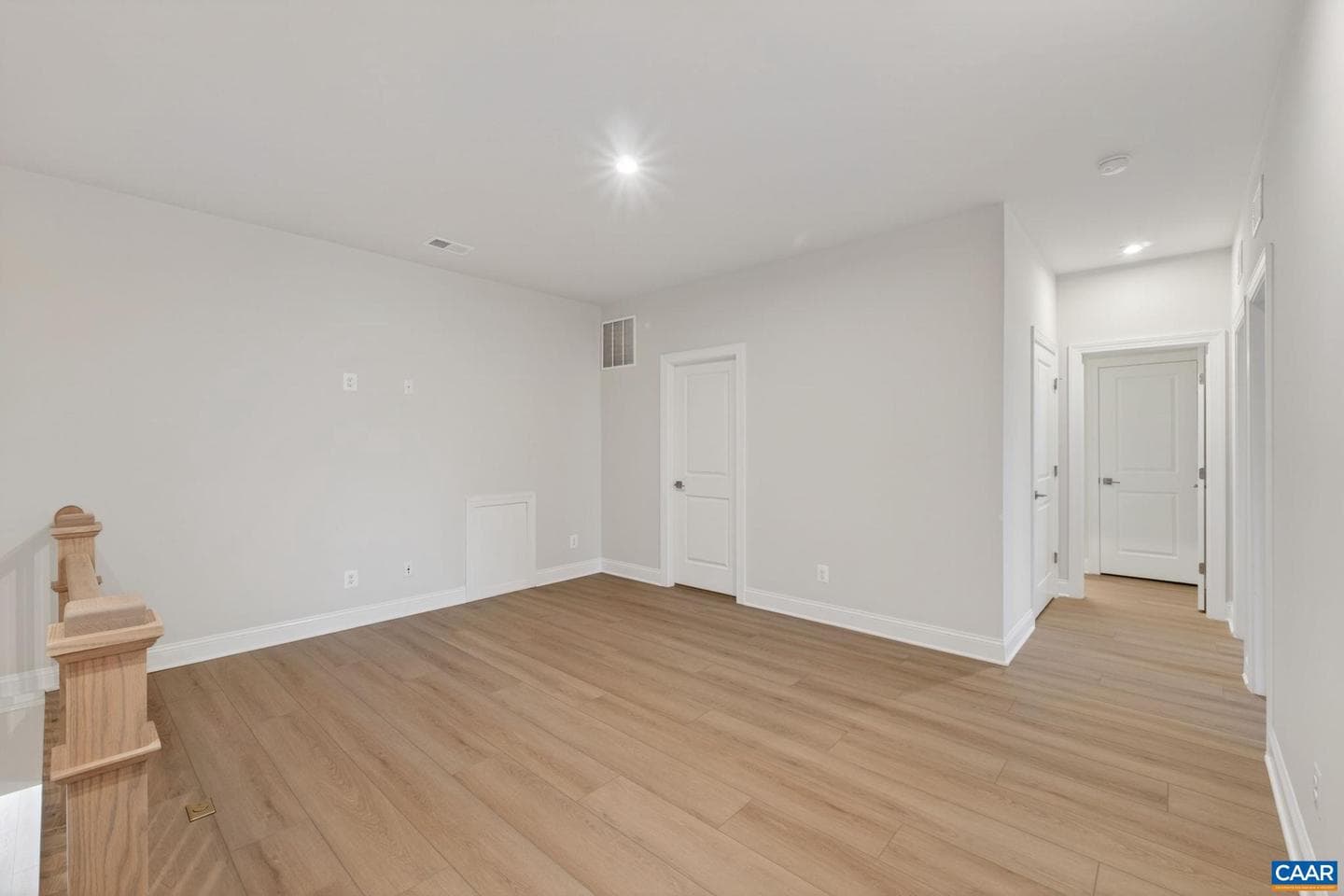 1380 Marcella St photo 27