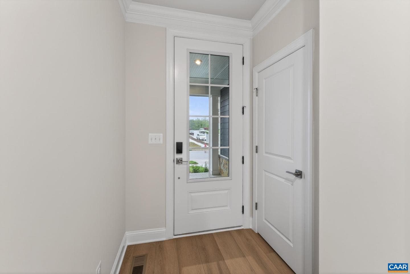 1380 Marcella St photo 6