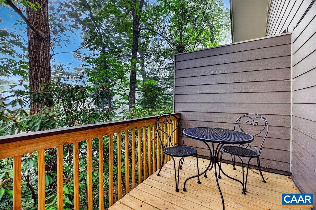 473 Three Ridges Condos photo 11