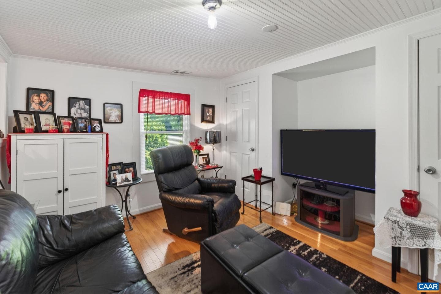 28 Ridgeway Farm Ct photo 29
