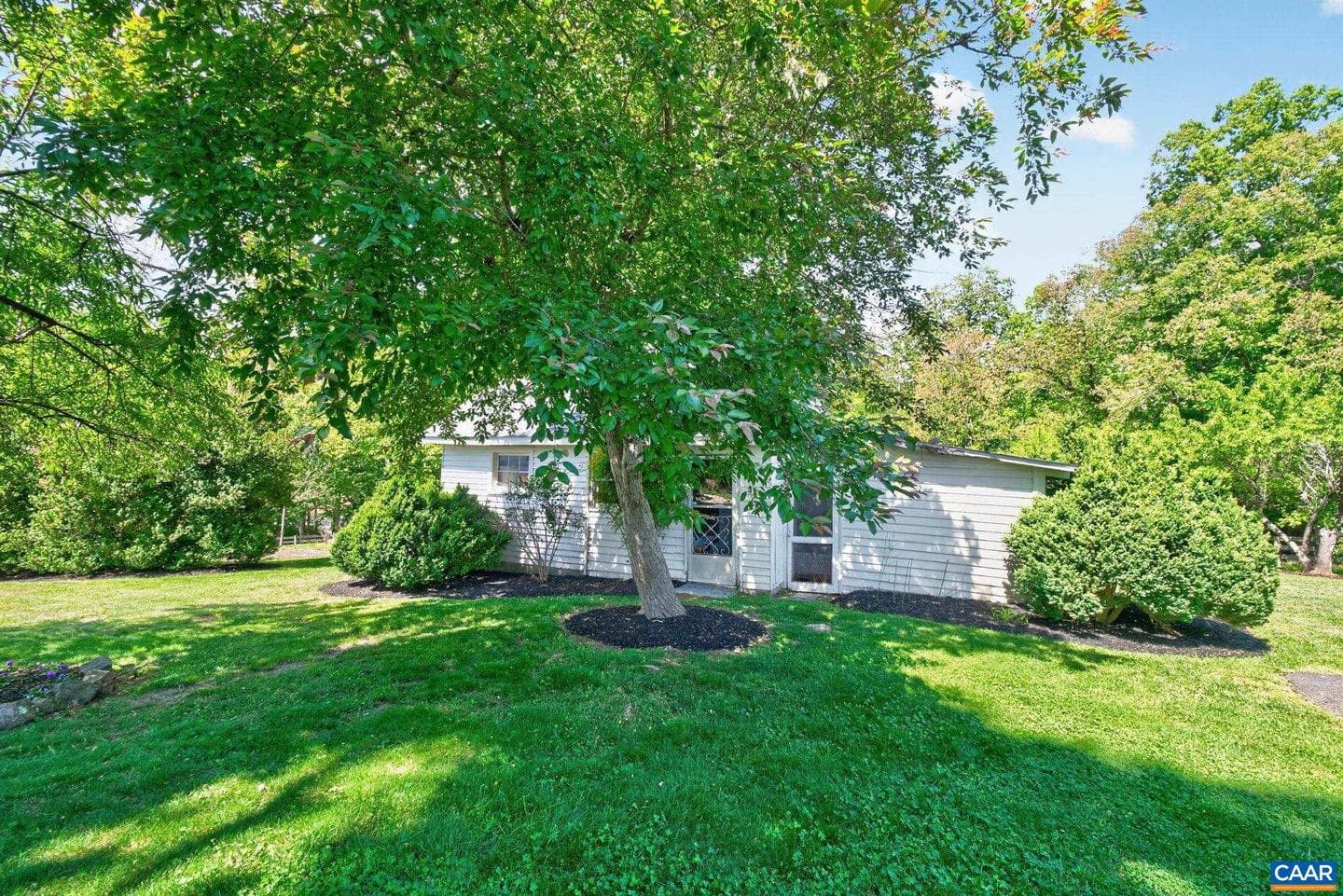 28 Ridgeway Farm Ct photo 37