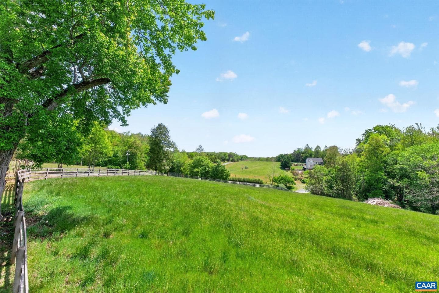 28 Ridgeway Farm Ct photo 60
