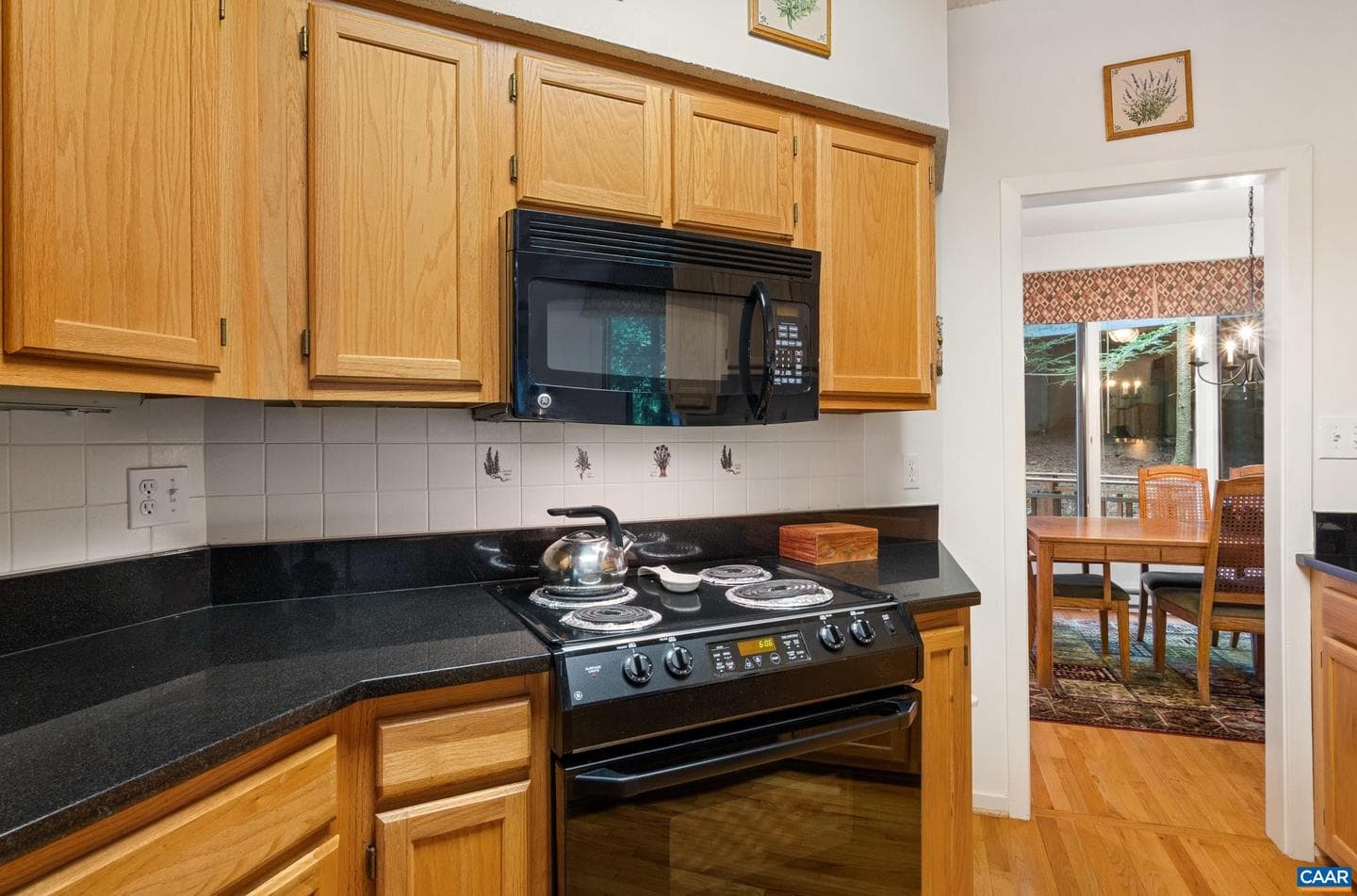 4 Trillium Ln photo 12