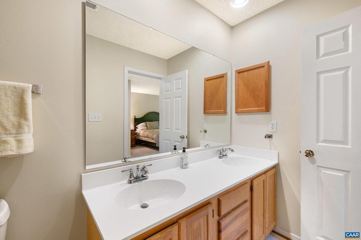 4 Trillium Ln photo 14