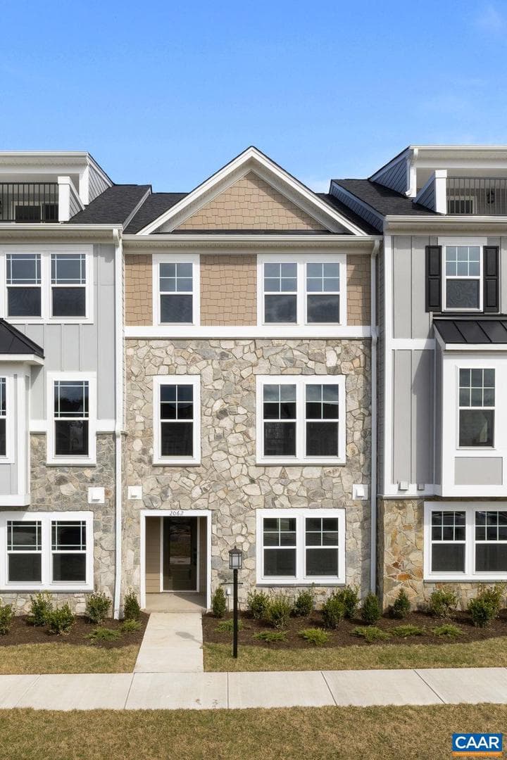 134 Park Ridge Dr, Crozet